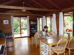 Karri Patch Cottage - Accommodation Broome 2