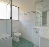 Bayview Apartments Rainbow Bay - Accommodation Broome