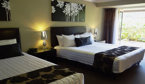 Best Western Plus Ambassador On Ruthven Motor Inn - Accommodation Broome 1
