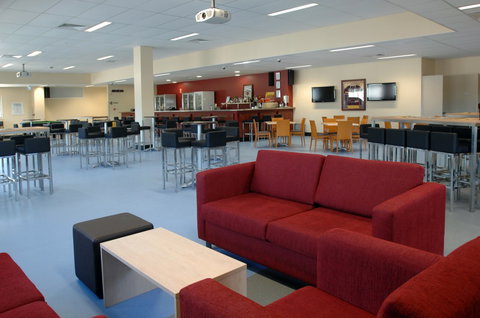 Homeground Gladstone - Accommodation Broome 7