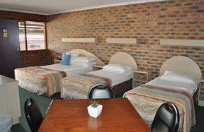 Castle Motor Lodge - Accommodation Broome 3