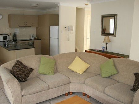 Pacific Sun Gold Coast Holiday Townhouse - Accommodation Broome 0