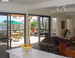 Lakeview Cottage - Accommodation Broome 0