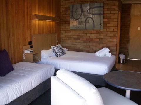 Court Street Motel - Accommodation Broome 2