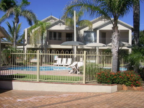 Pelican Shore Villas - Accommodation Broome 1