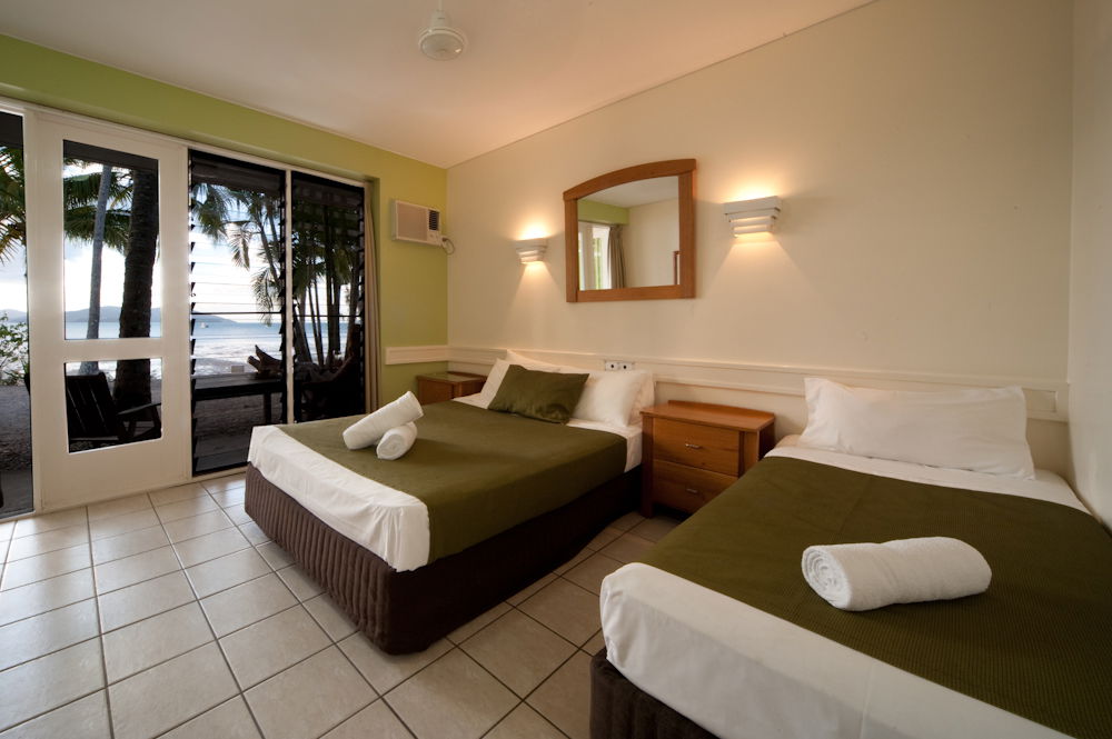Long Island QLD Accommodation Broome