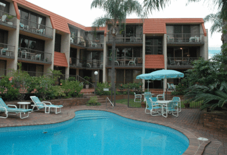 Surfspray Court Holiday Apartments - thumb 0