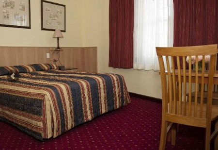 Boyles Hotel - Accommodation Broome 4