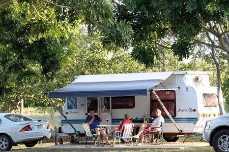 Aussie Outback Oasis Cabin And Van Village - Accommodation Broome 2