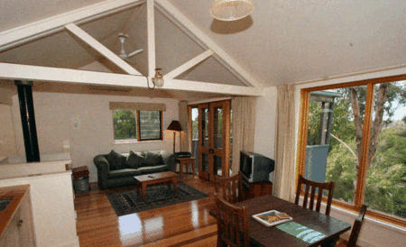 King Parrot Holiday Cottages - Accommodation Broome