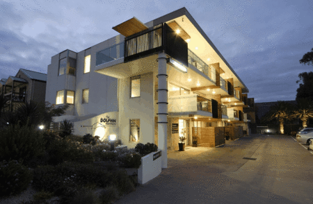 The Dolphin Apartments - Accommodation Broome