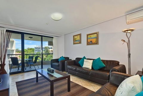 Clubb Coolum Beach - Accommodation Broome 3