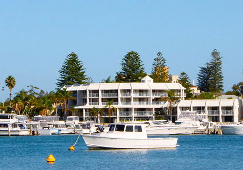 Pier 21 Apartment Hotel Fremantle - Accommodation Broome 0