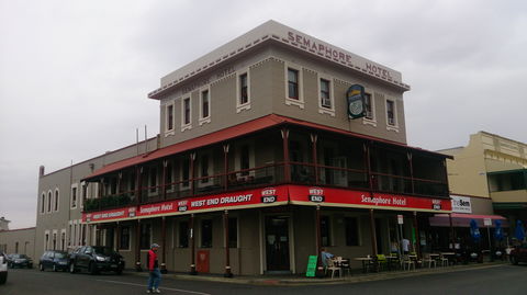 Semaphore Hotel - Accommodation Broome 0