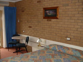 Bogong Moth Motel - Accommodation Broome 0