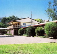Hills of Gold Motel