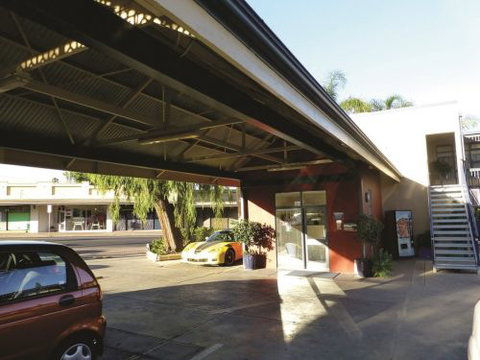 Golden Chain Welcome Inn 277 - Accommodation Broome 1