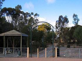 Two Wells Motel - Accommodation Broome 0