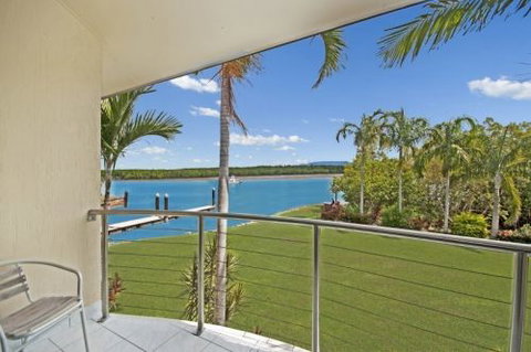 Hinchinbrook Marine Cove Motel - Accommodation Broome 3