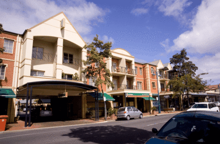 The Grand Apartments - Accommodation Broome
