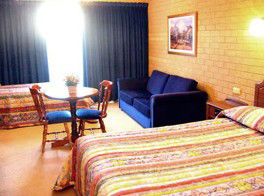 Gidginbung NSW Accommodation Broome