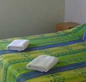 Noosa Parade Holiday Inn - Accommodation Broome