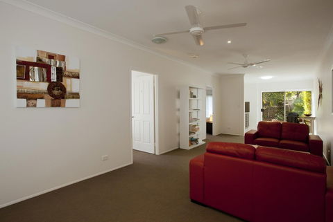 Mt Coolum Retreat - Accommodation Broome 1