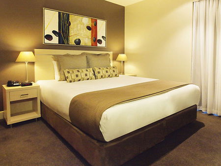 Oaks Plaza Pier - Accommodation Broome 3