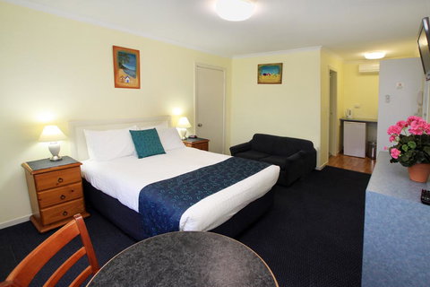 Pelican Motor Inn - Accommodation Broome 1