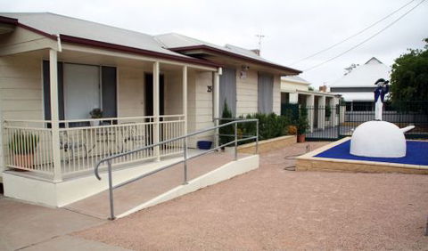 Executive Holiday Rental - Accommodation Broome 0