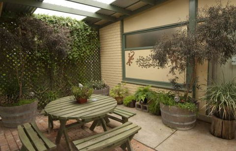Ficifolia Lodge - Accommodation Broome 2
