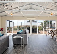 Coral Sands Luxury Beach House - Accommodation Broome