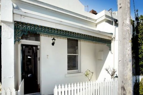Do Drop Inn - Stay Innercity - Accommodation Broome 0