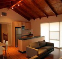 Ethelton Serviced Apartments - Accommodation Broome