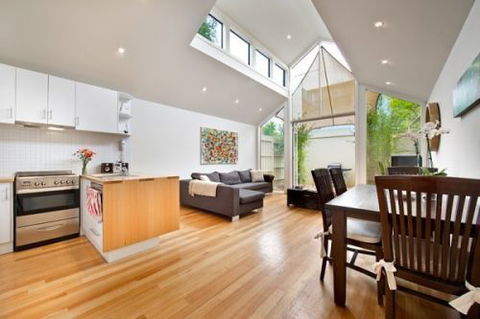 Port Melbourn Cottage - Stay Innercity - Accommodation Broome 2