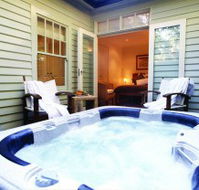 Treetops at Lochiel - Accommodation Broome