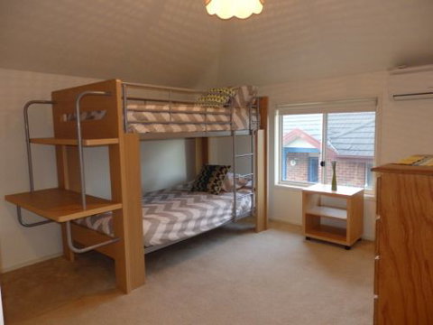 CENTREPOINT UNITS - HEIDELBERG - Accommodation Broome 3