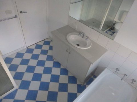 CENTREPOINT UNITS - HEIDELBERG - Accommodation Broome 4