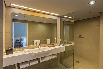 PARKROYAL Darling Harbour, Sydney - Accommodation Broome 9
