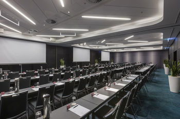 PARKROYAL Darling Harbour, Sydney - Accommodation Broome 35