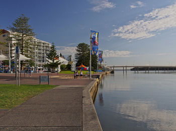 Oaks Waterfront Resort - The Entrance - Accommodation Broome 10