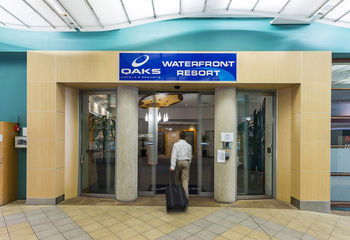 Oaks Waterfront Resort - The Entrance - Accommodation Broome 50