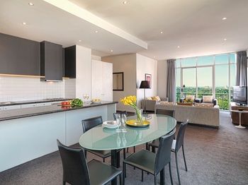 Adina Apartment Hotel Melbourne, Flinders Street - Accommodation Broome 2