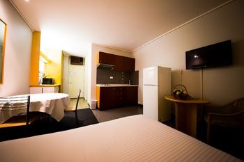 Sandown Regency - Accommodation Broome 17