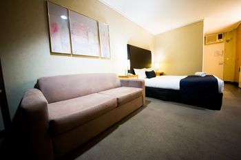 Sandown Regency - Accommodation Broome 26