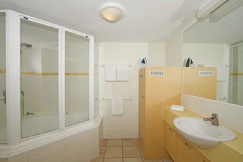 Beach Retreat Coolum - Accommodation Broome 10