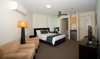 Beach Retreat Coolum - Accommodation Broome 25