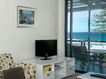 Beach Retreat Coolum - Accommodation Broome 35