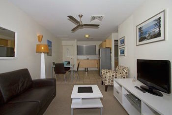 Beach Retreat Coolum - Accommodation Broome 41