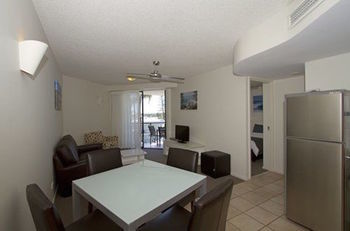 Beach Retreat Coolum - Accommodation Broome 42